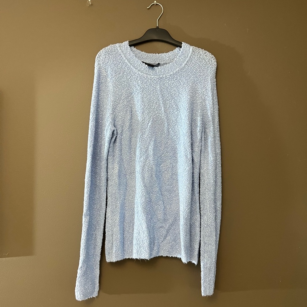 *NWOT* ST John Sweater Size M